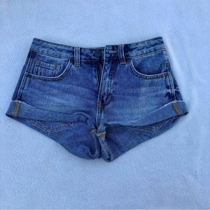 Two Pairs Kendall + Kylie Bullhead Shorts Jean Sz. 23/24 High Rise Butto…